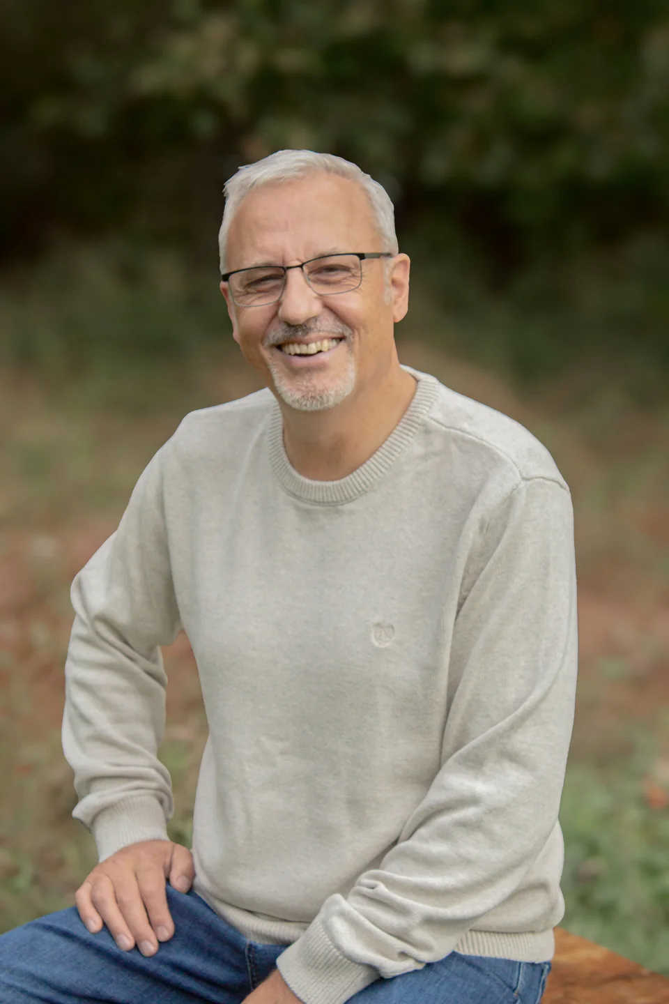 Vern Esh seated outdoors